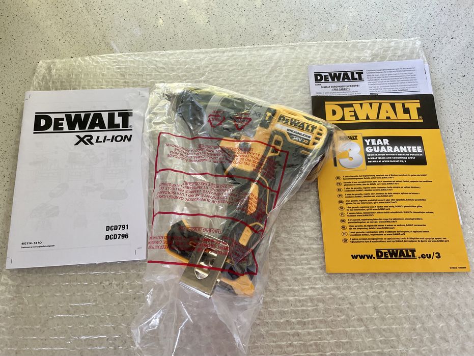 DeWALT Filetanta DCD 796 XR. / Model CEHIA,  Original Nou !