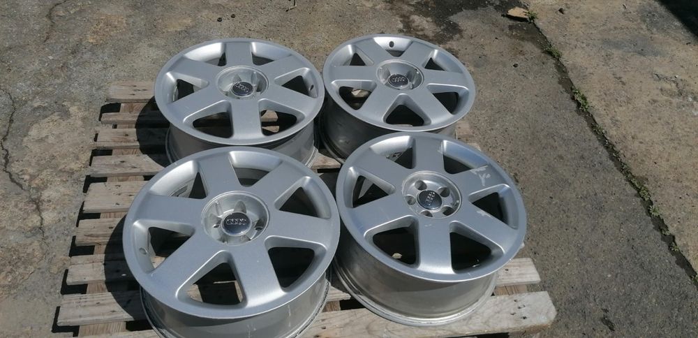 17 цола 5 х 100 мм АУДИ / Фолксваген / Шкода - 7,5 Инча / ЕТ 32