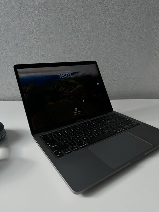 Apple MacBook Pro M1, 13 inch (2020)