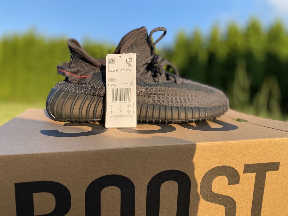 Yeezy BOOST 350 v Налични последни размери