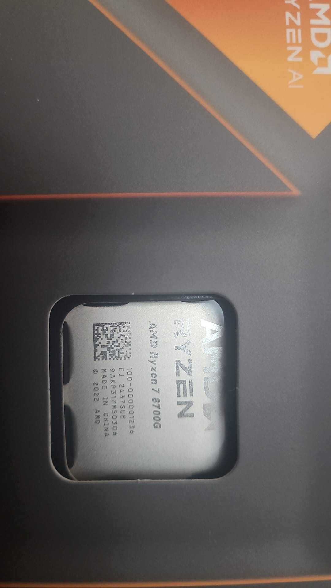 Procesor AMD Ryzen 7 8700G, 24MB, up to 5.1GHz  Socket AM5 ,NOU