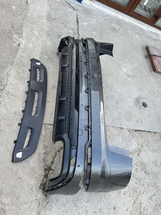 Bară spate audi q8.