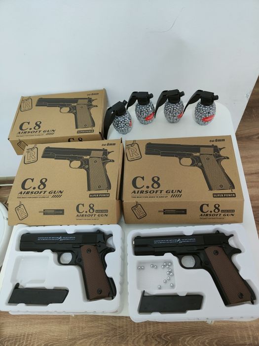 Pistol cu bile full metal + bile 1000buc Plastic Abs Airsoft