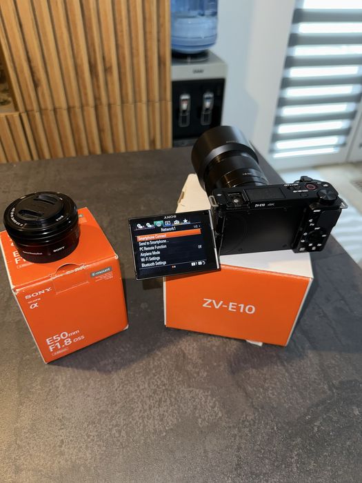 Camera Sony zv e10 / obiectiv 50mm f1.8 sony