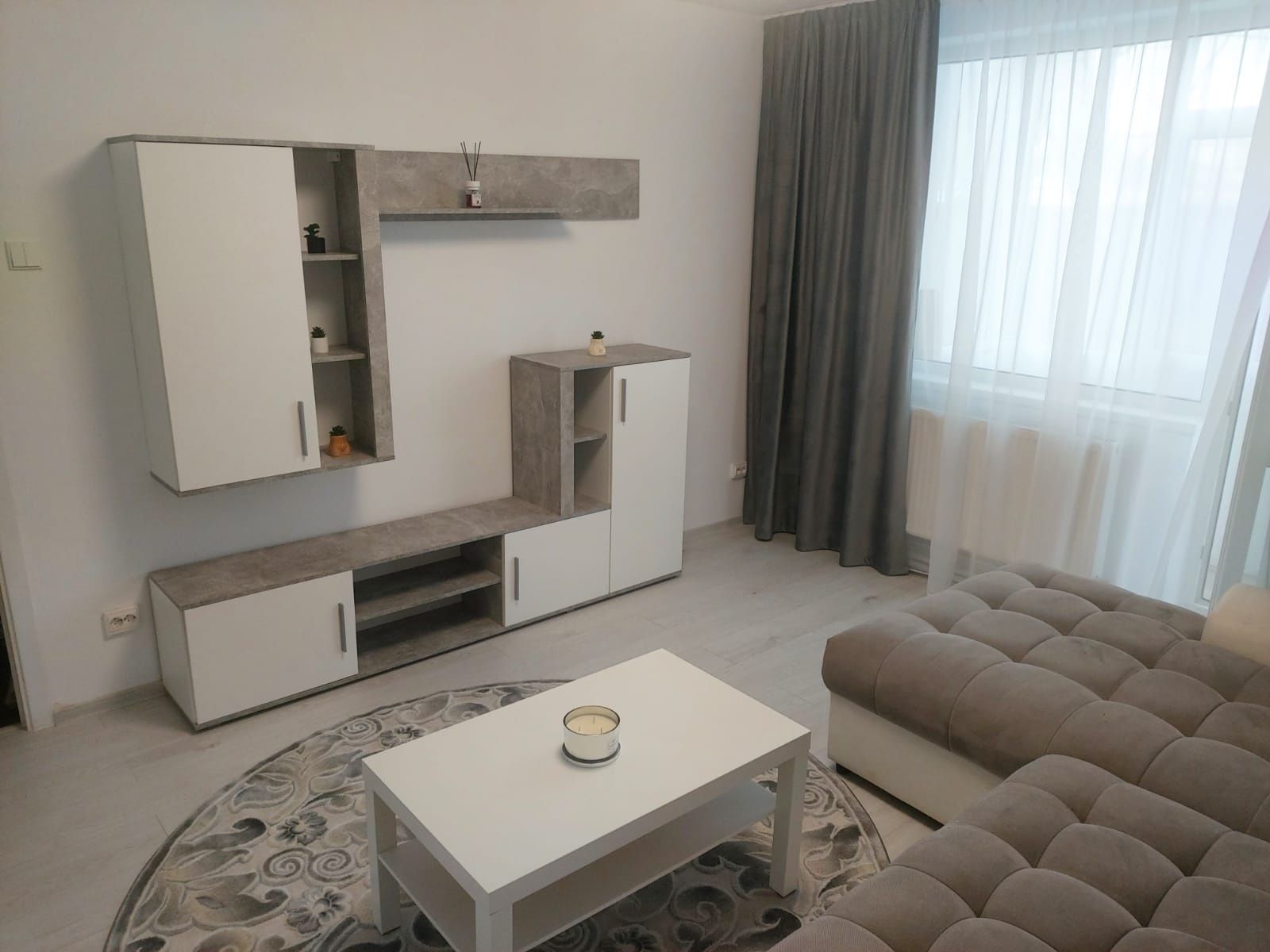 Închiriez apartament direct propietar