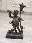 Statueta din metal, bețivul cu câinele. Deosebita, veche