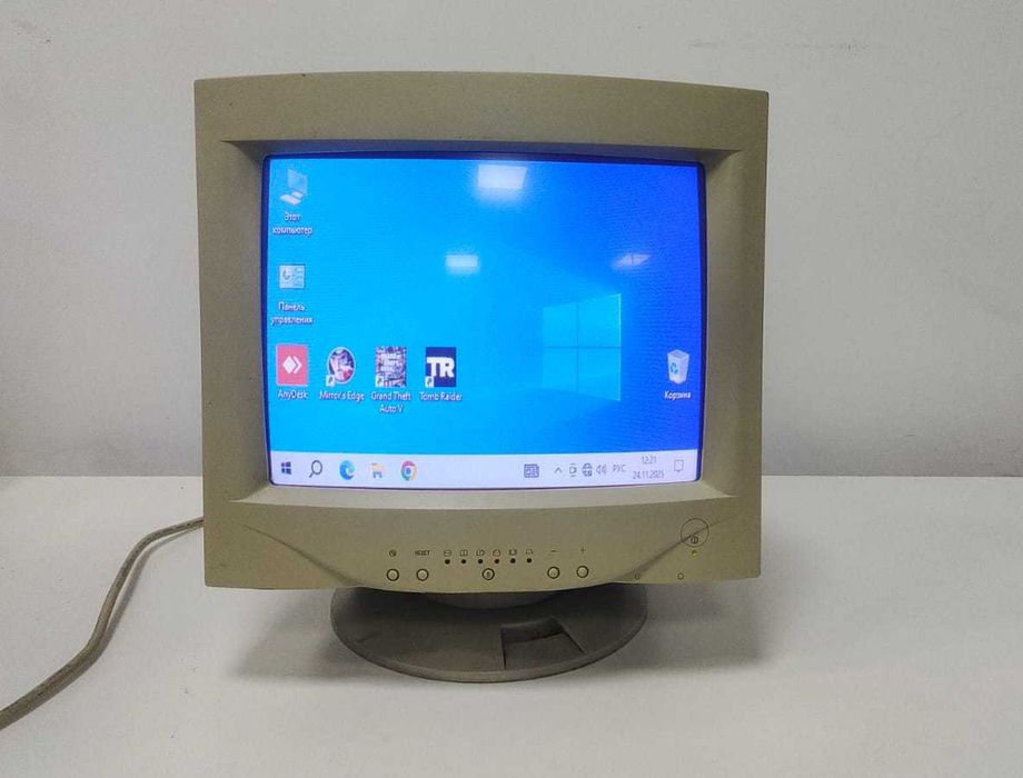 ЭЛТ (CRT) Монитор Hansol E14AL артефакт компьютерной эпохи 1998 года