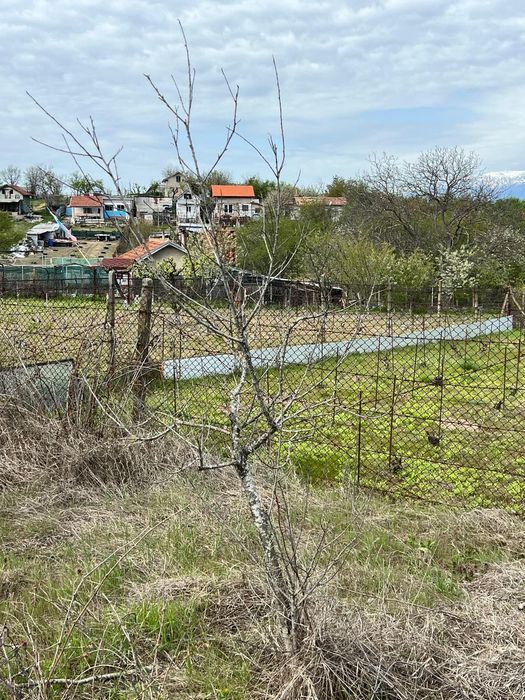Парцел 1.3 дк в Казанлък за Строеж на Къща в "Старите Лозя" и Тюлбето