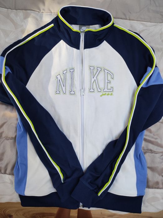 Оригинални Nike блузи