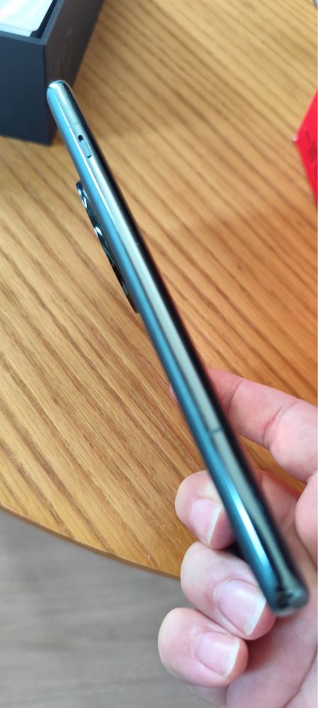 OnePlus 12 16GB RAM 1TB ROM NFC Fingerprint Triple Camera