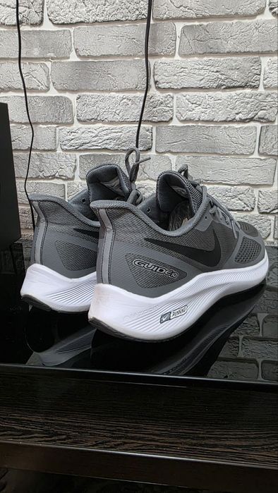 Оригинальные кроссы Nike