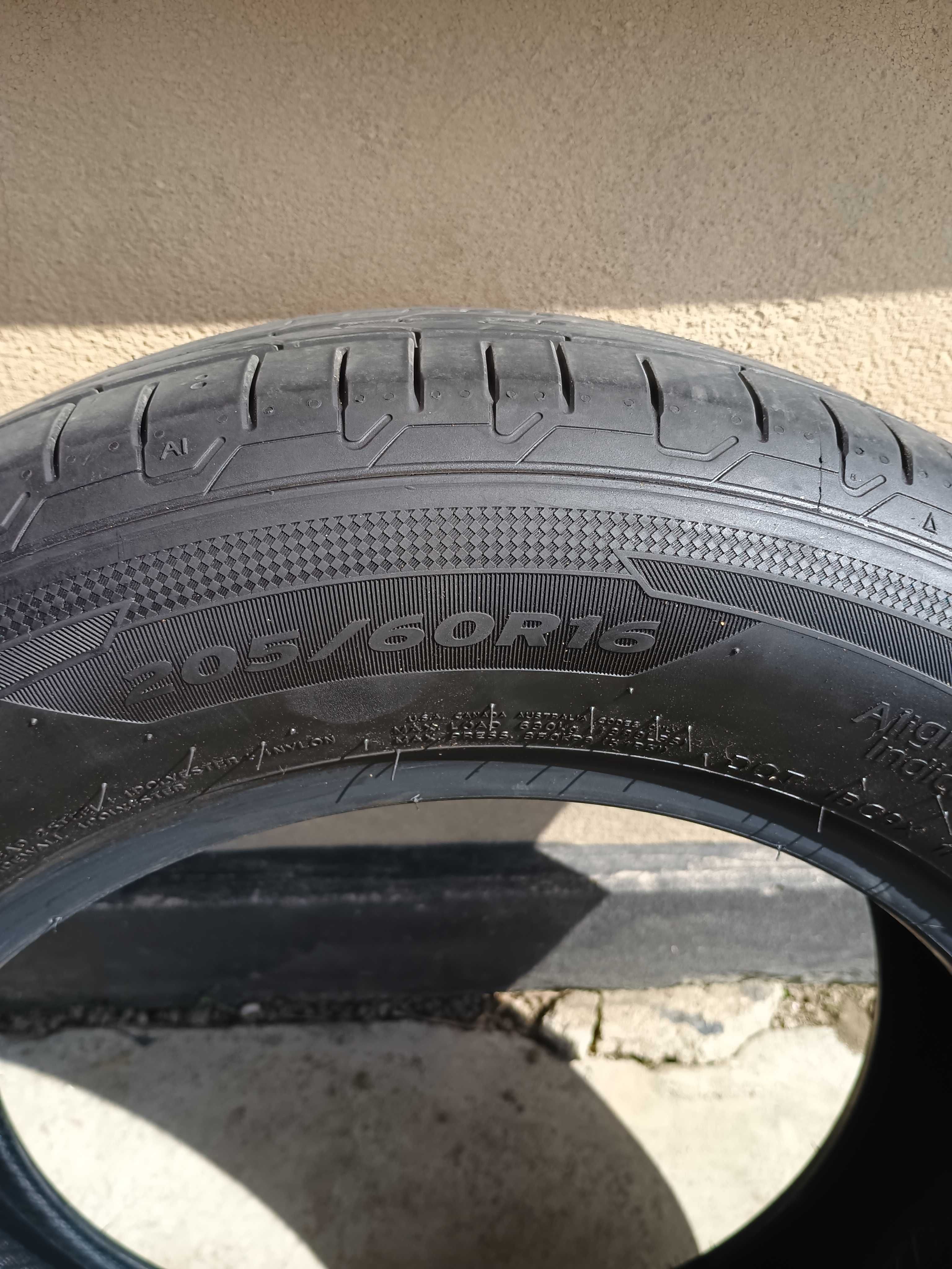 De vânzare 4 anvelope de vara HANKOOK 205/60R16, fosite foarte putin.