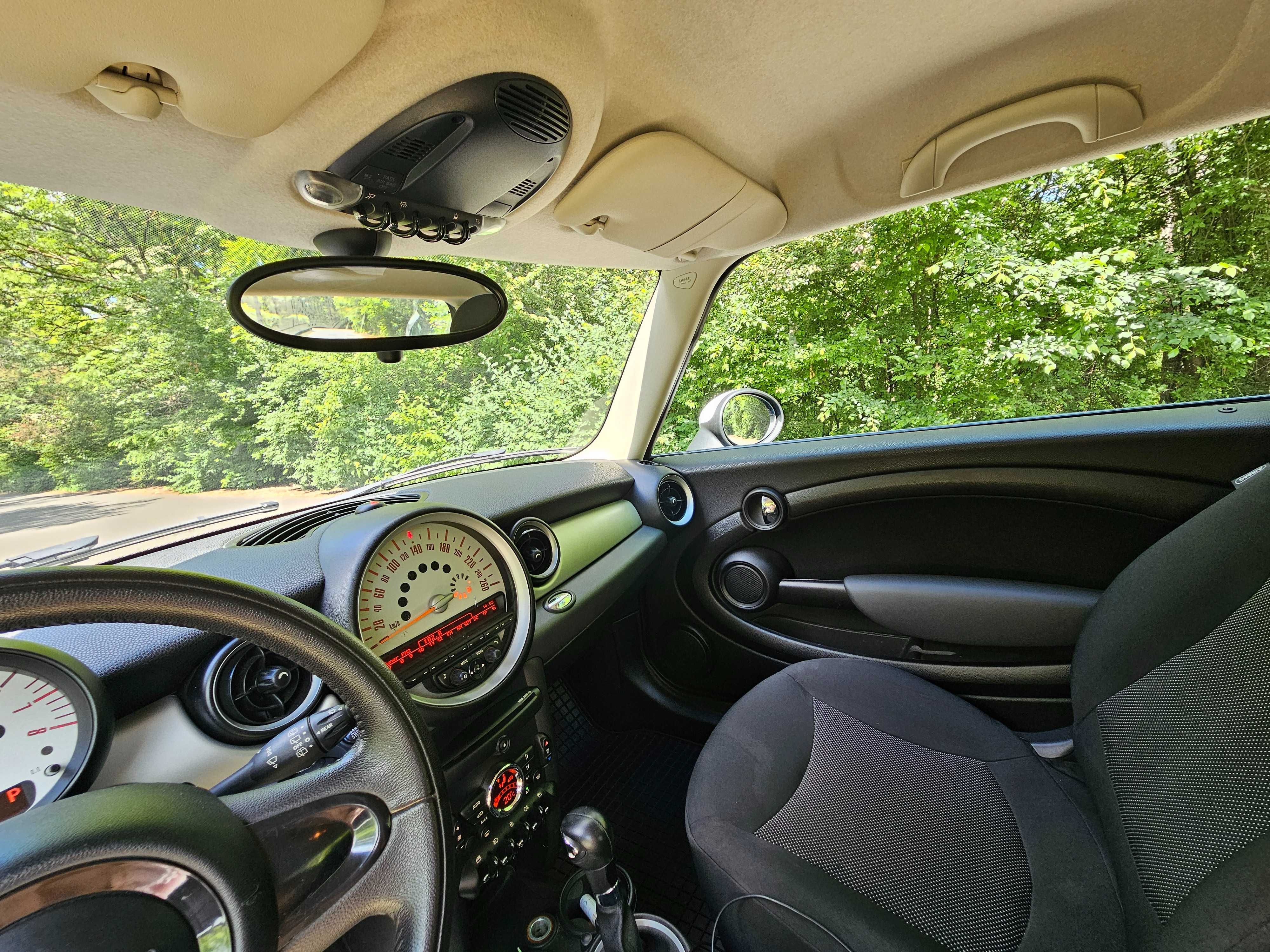 Mini Cooper 2012 benzina cutie automata 1.6 122 CP