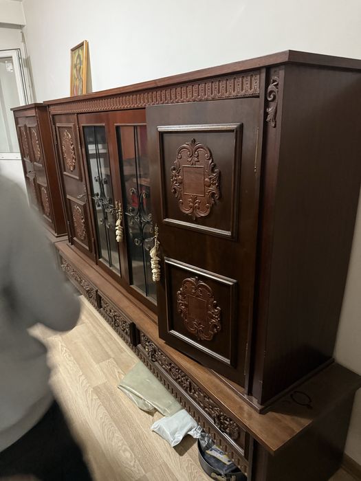 Mobilier sufragerie anii “80