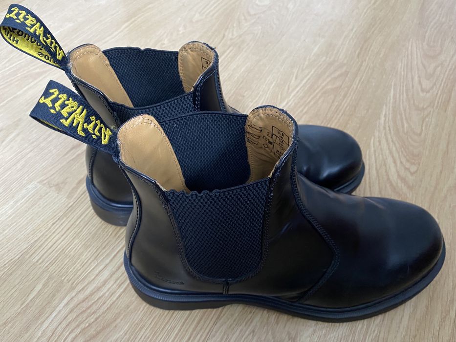 Ghete Dr Martens pt barbati