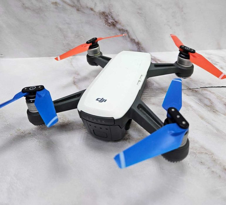 Квадрокоптер DJI Spark (г. Астана, Женис 24) Лот 460286