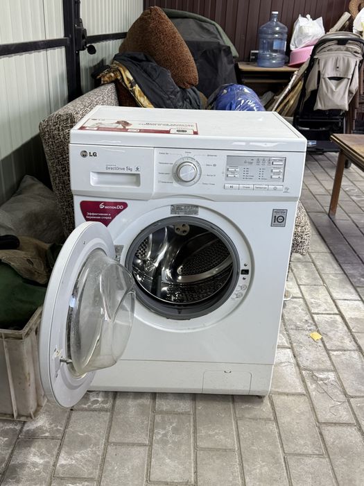 Продам стиральную машинку LG