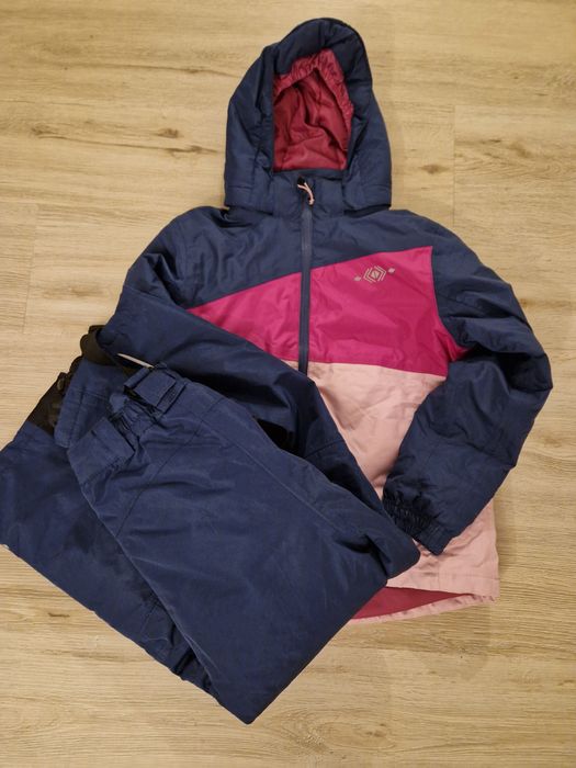 Детски ски екип с подаръци