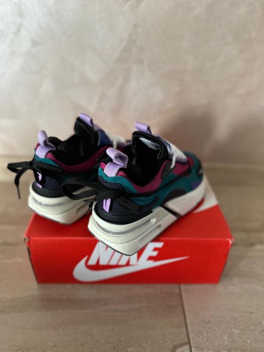 Продавам Найк фюриоза