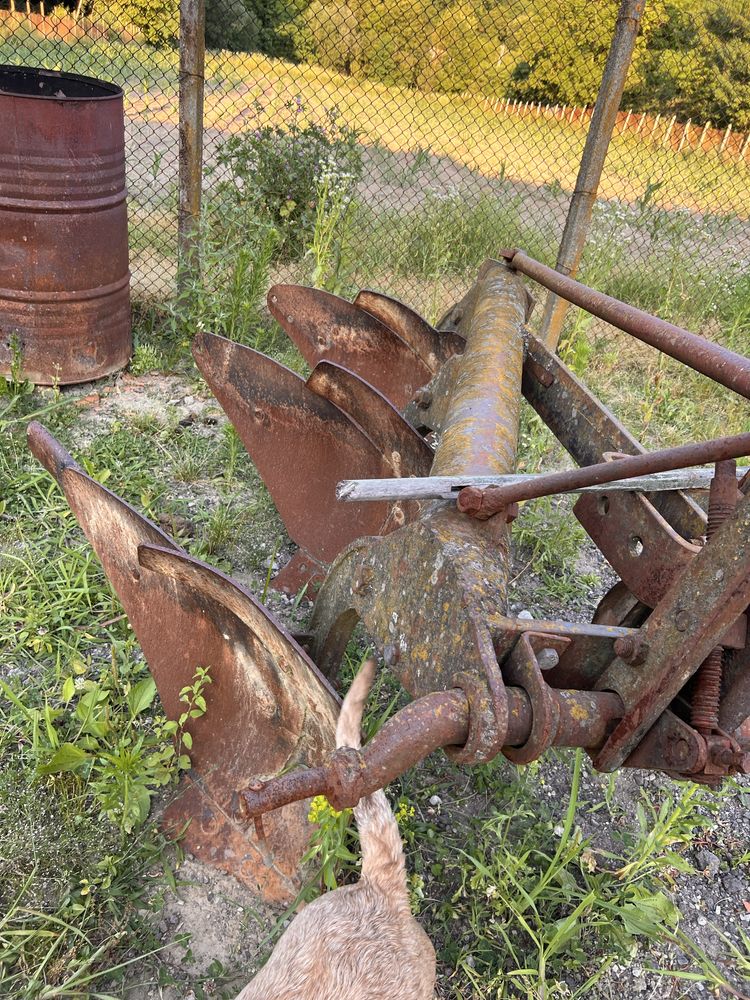 Pulg in tirant pentru tractor