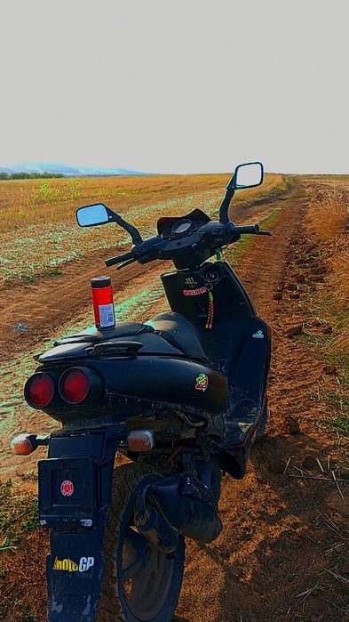 Vând scuter Aprilia SR50