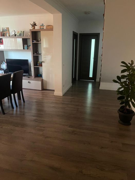 Se vinde casa din duplex in Botosani