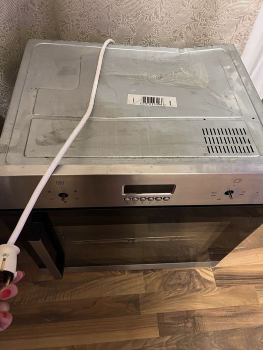 Cuptor electric Lamona