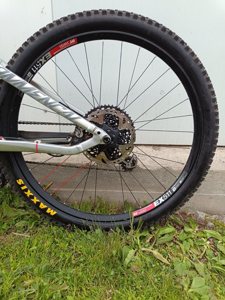 Commencal meta am 29 downhill