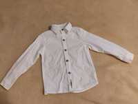 Рубашка на мальчика 3-4 года, Белая,без пятен. В отличном состоянии.