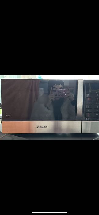 Cuptor microunde SAMSUNG