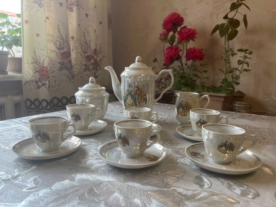 Чайный/кофейный сервиз на 6 персон