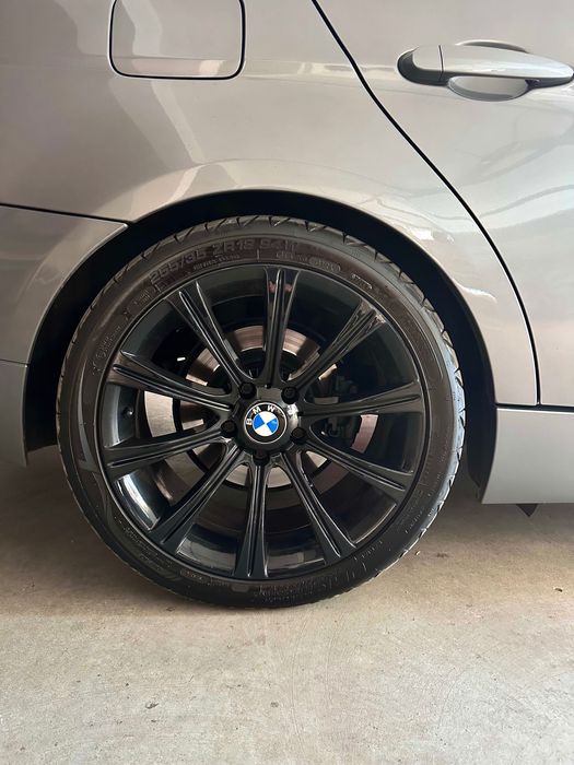 BMW seria 3 E90 Facelift / 320D / 2011 / 184 cai