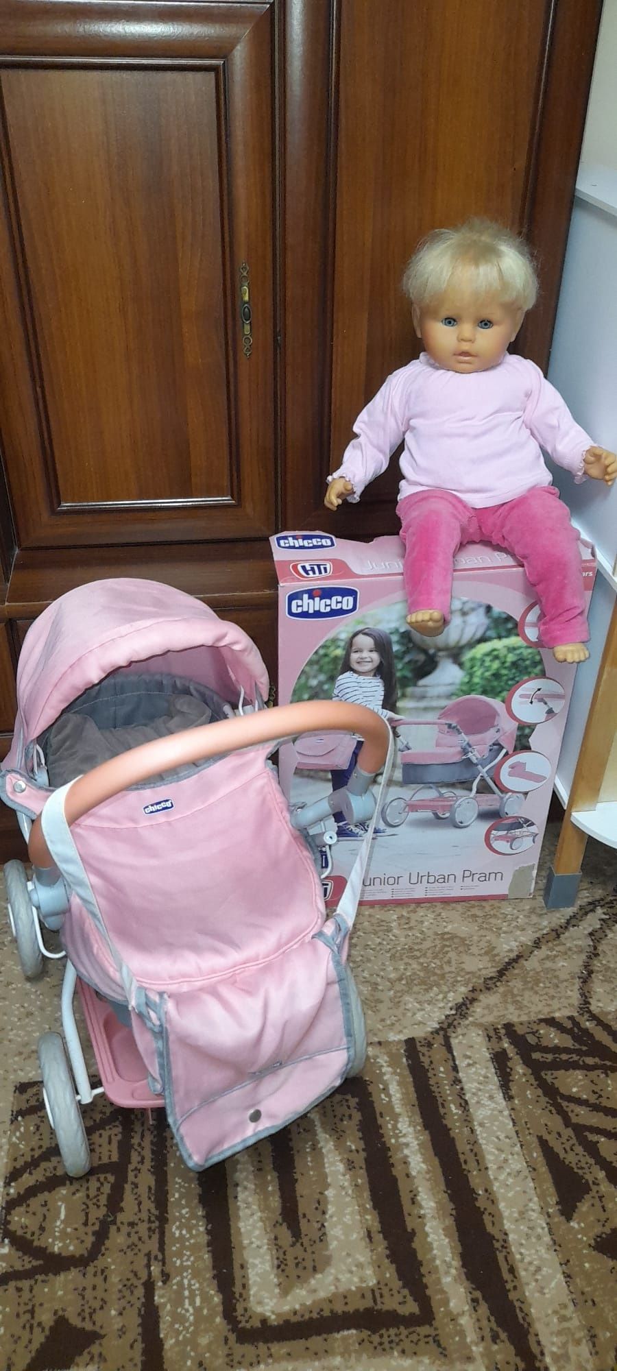 Cărucior cu papusa pt fetite