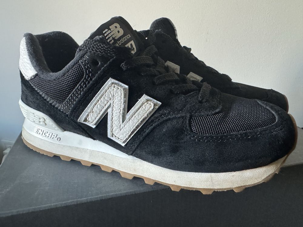 Обувки new balance 574