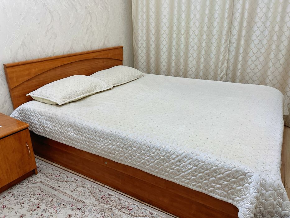 Кровать двуспальная 160*200