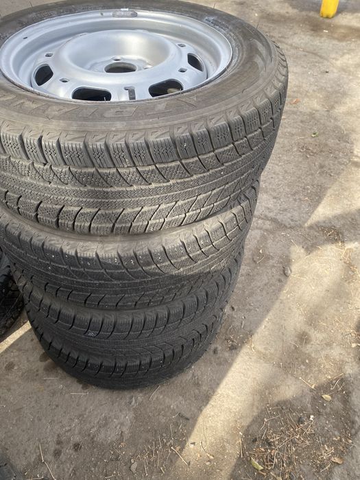 Продаются шины с дисками