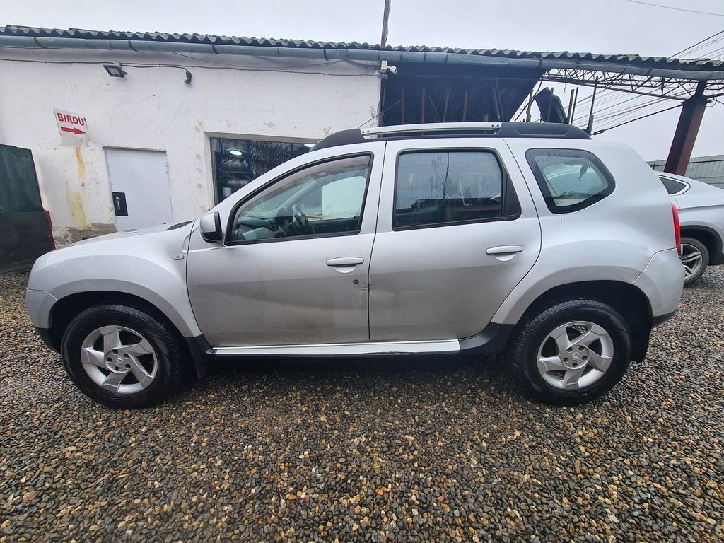 Usa Stanga Fata Dacia Duster 2010 - 2013 SUV 4 Usi ARGINTIU TEK23 (804)