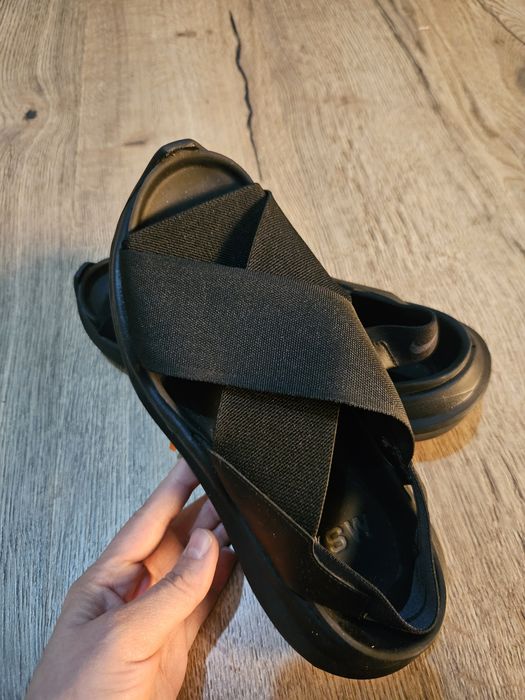 Nike сандали 36 раз 30$