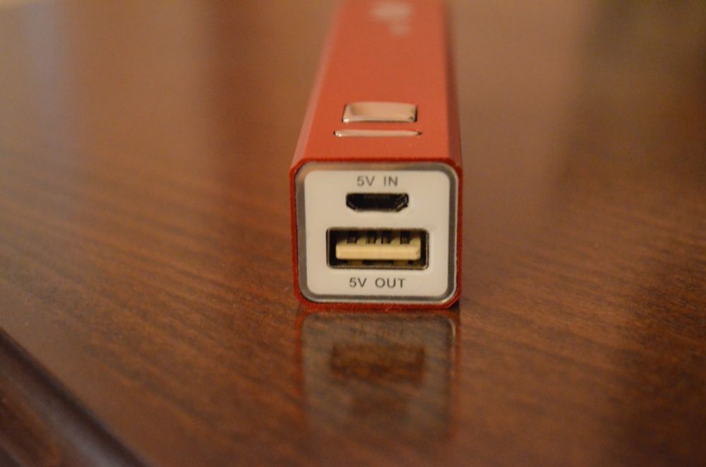 Външна батерия 2200 mAh