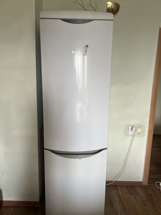 Продаю холодильник очень хорошем состояний