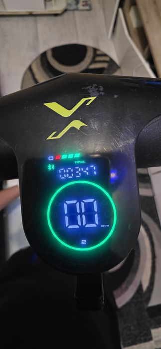 Vând sau schimb trotineta electrica 3 viteze