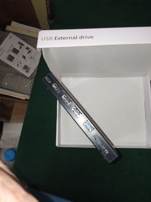 Vând Dvd portabil, 8 în 1,universal extern optical drive.