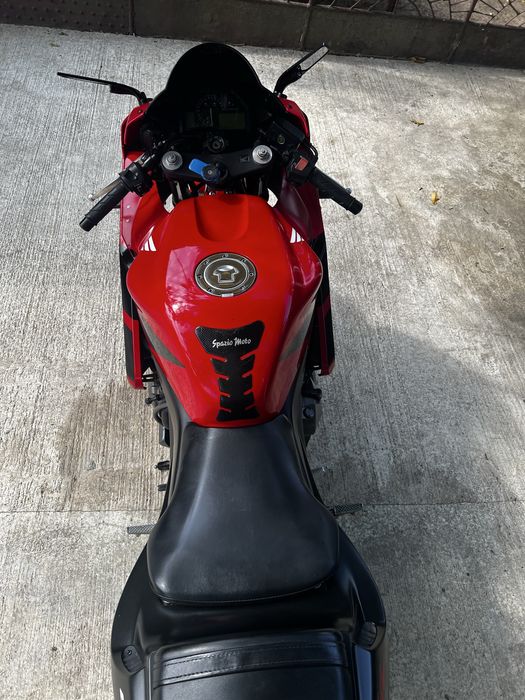 Honda CBR 600RR, PC37