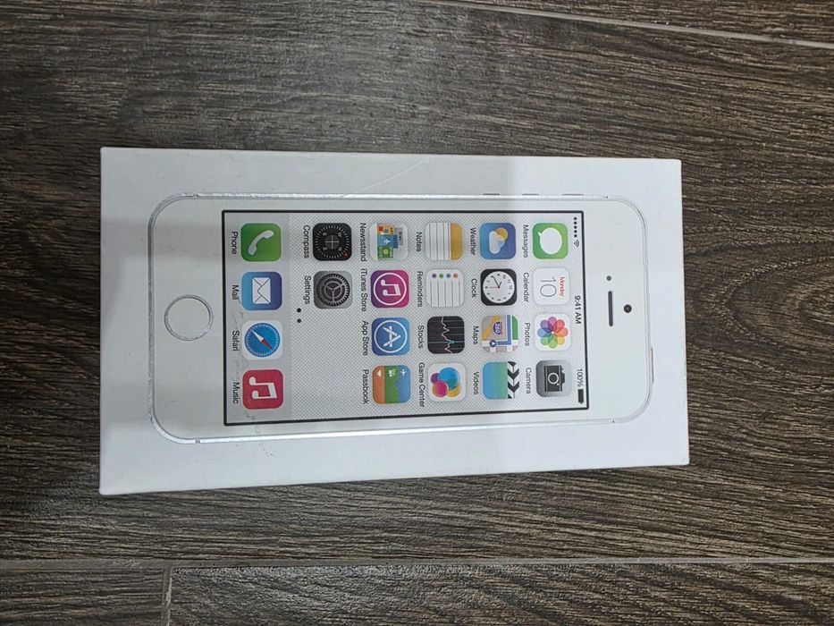 Продам Iphone 5S