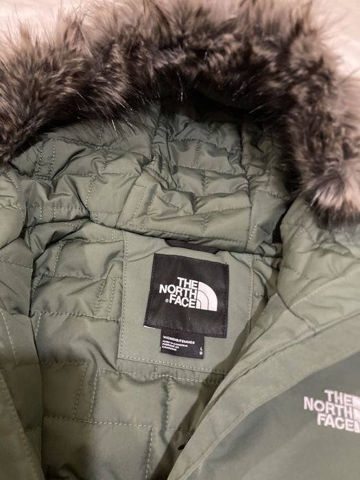 Яке The North Face Women’s