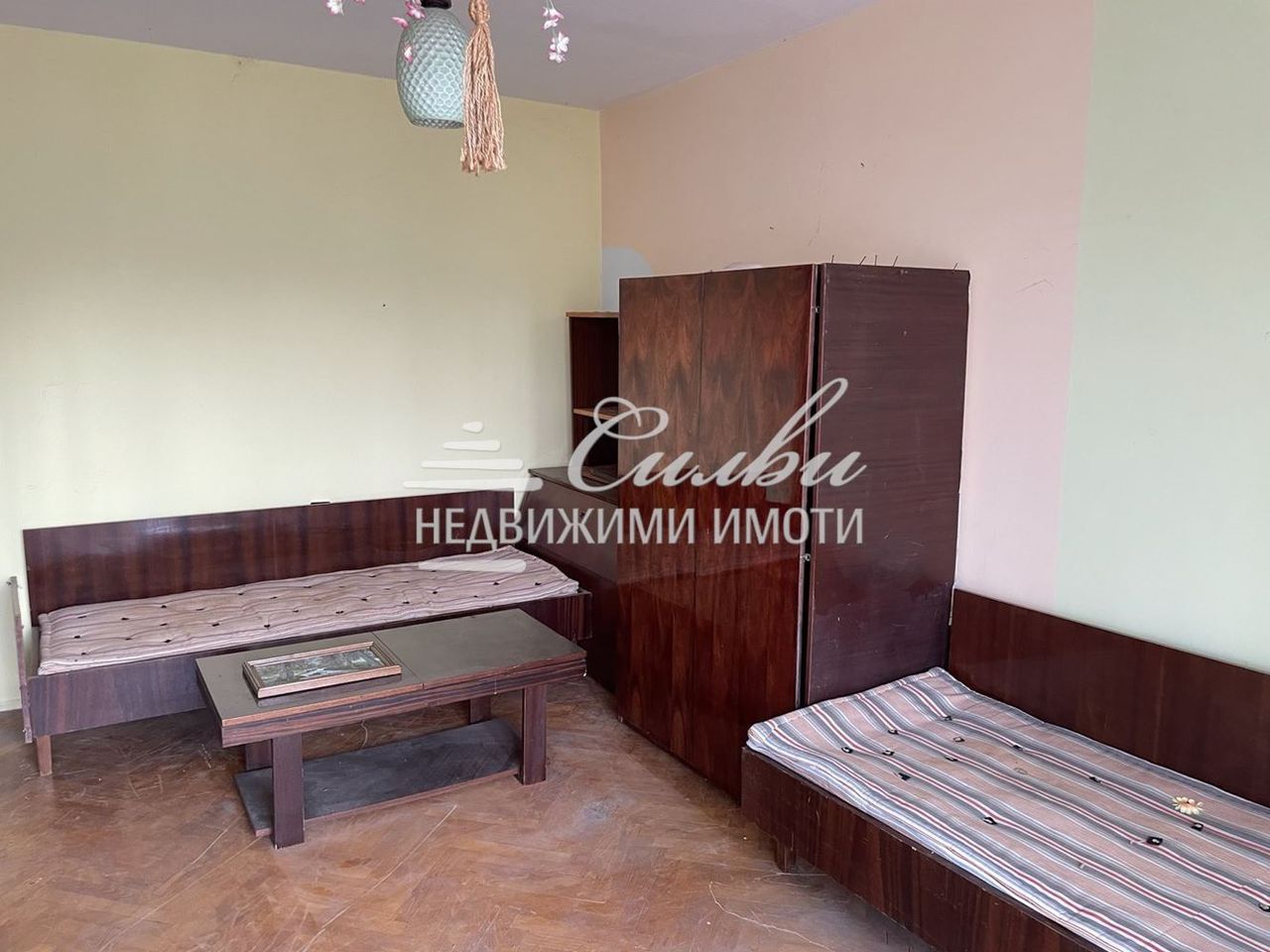 Продава се Тристаен апартамент в Шумен, Тракия - 78 кв.м за 1079 €/кв.м - Снимка #3