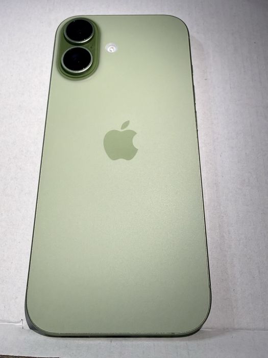 iPhone 17 pret 4000 lei fix