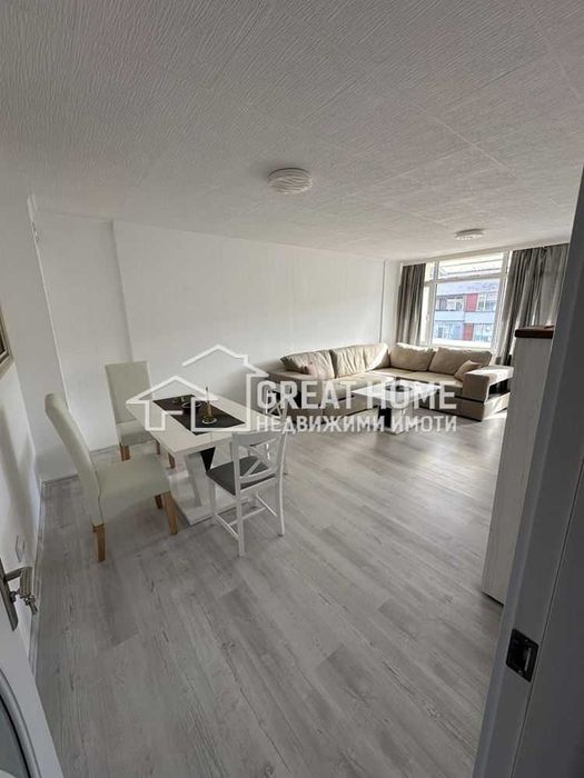 Дава се под наем Тристаен апартамент в Търговище, Запад 1 - 70 кв.м за 255 € - Снимка #1