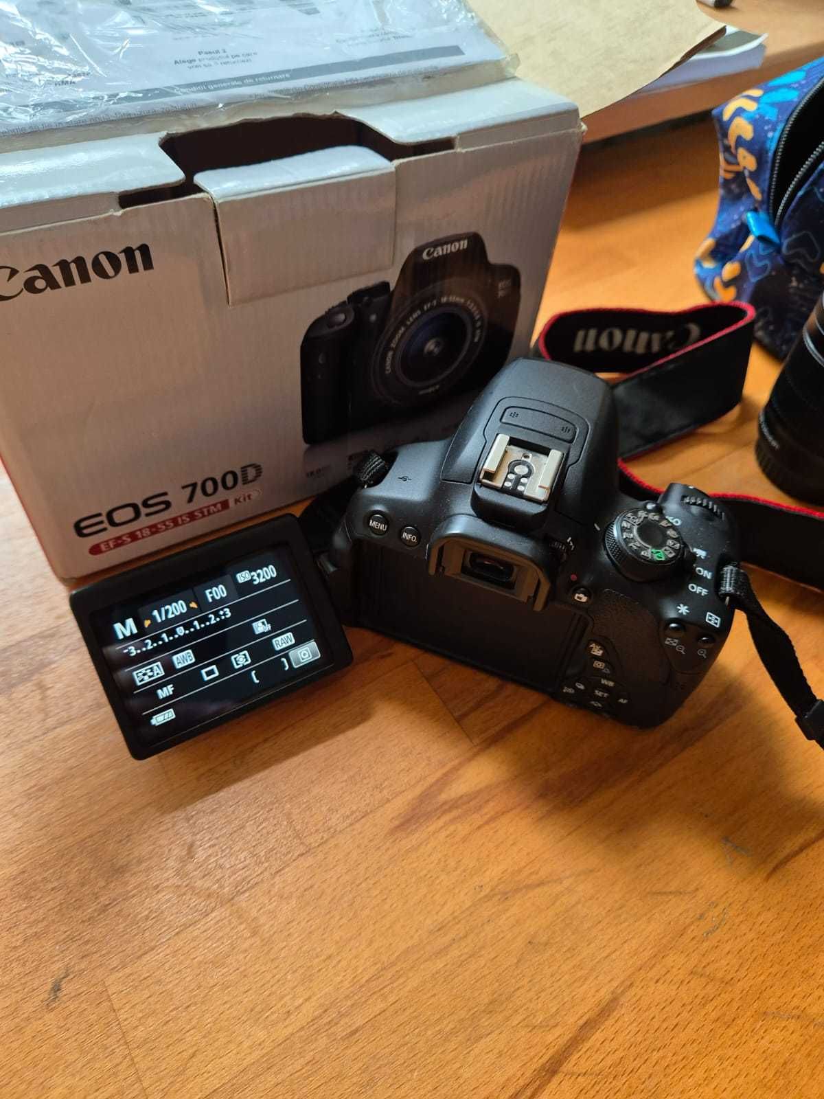 Canon 700D + 2 Obiective (18-55mm + 50mm f/1.8) Full Box