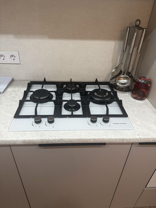 Газовая плита поверхность